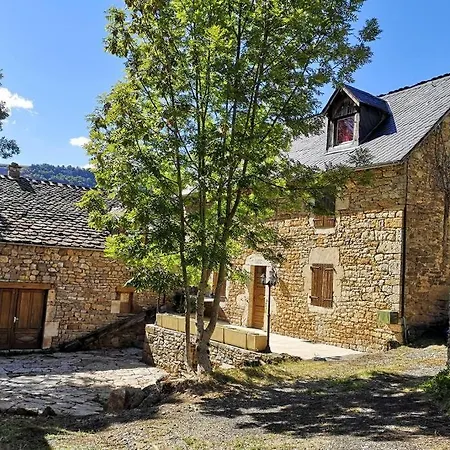 Maison Traditionnelle En Lozère * Saint-Saturnin (Lozere)